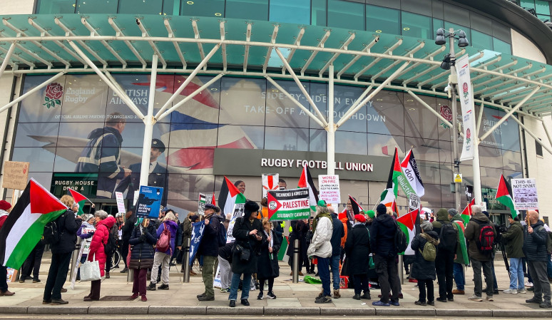 A large protest outside of Twickenham stadium